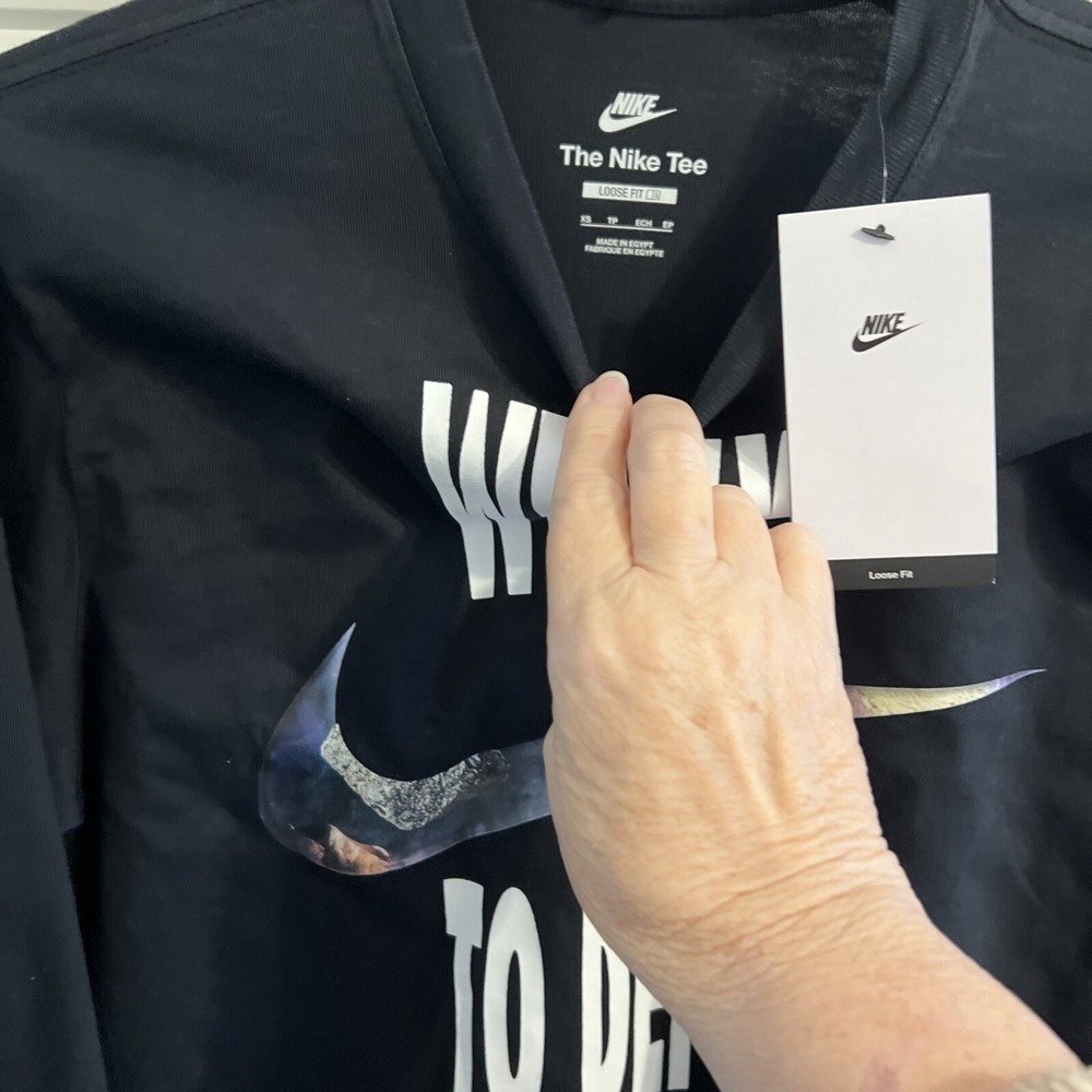 Nike Women's Dri-FIT Swoosh Fly Boxy Shirt Size XS Black Loose Fit We Fly NEW - Picture 3 of 4